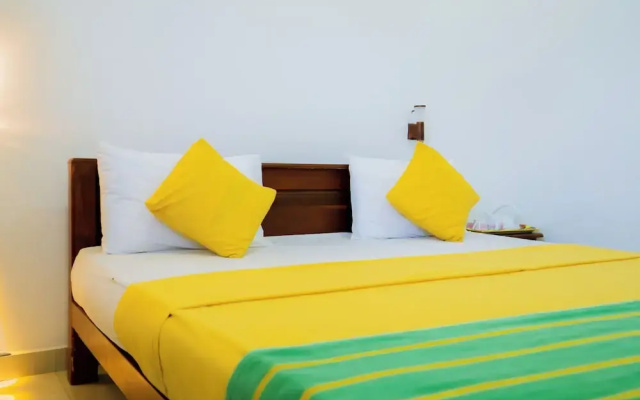 Blue Sky Hotel Yala