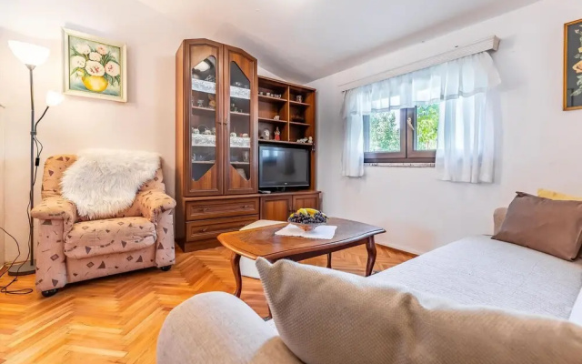 Stunning Home in Pula With 2 Bedrooms and Internet