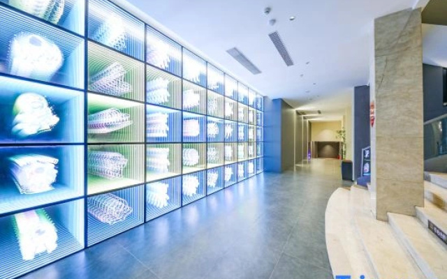 Linhai Tianshang Renjian Hotel