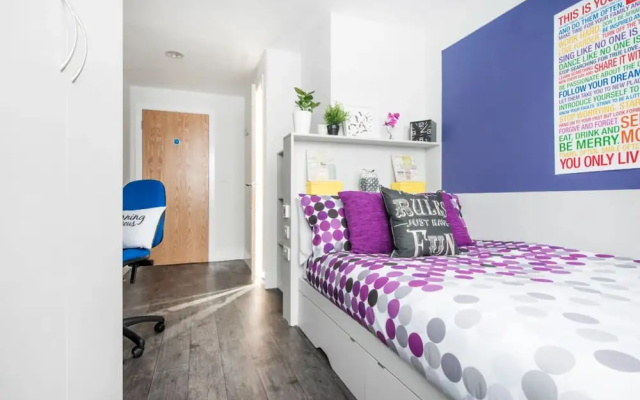 Student Only Ablett House