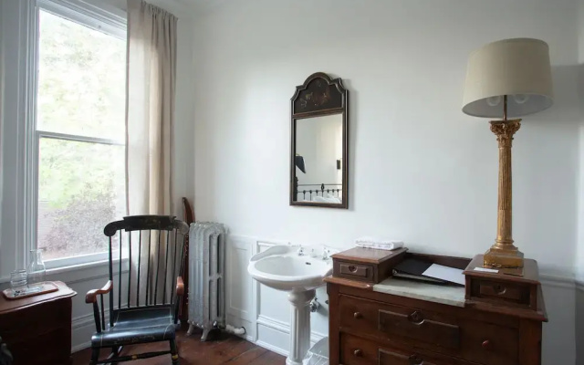 Ellerbeck Mansion Bed & Breakfast