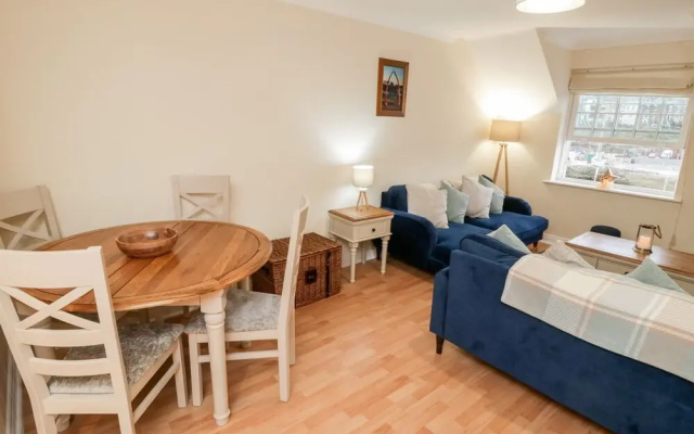 Marina Apartment