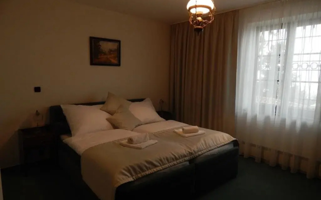 Zámeček pod hradem - hotel