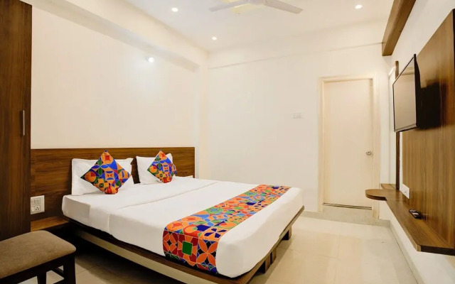 Fabhotel Purple Grand