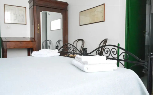 Alma Mater B&B