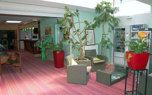 Fasthotel Artenay Orléans Nord