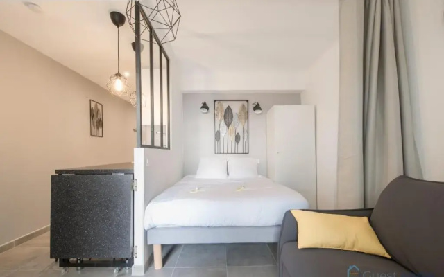 Appartement plein centre à 100m de la plage