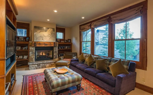 Country Club Estate by Exceptional Stays