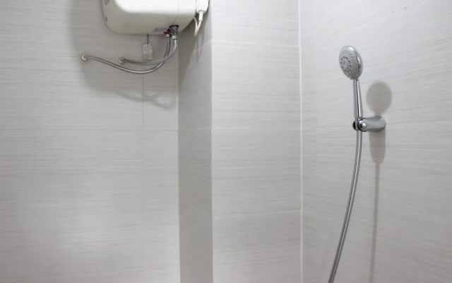 Simply Homey Studio at Gateway Pasteur Apartment near Exit Toll