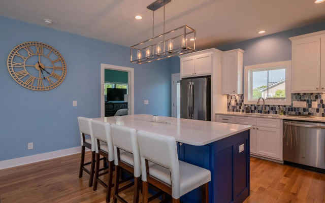 Paradise Pointe by Oak Island Accommodations