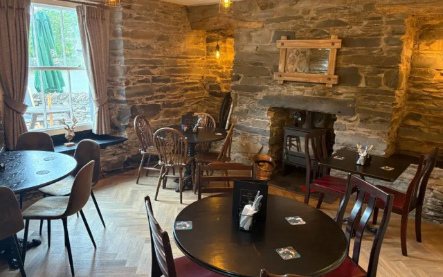 The Greyhound Inn