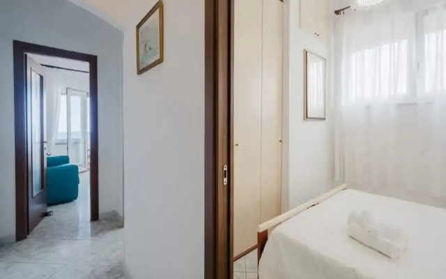 Porto Torres Apartment With Terrace