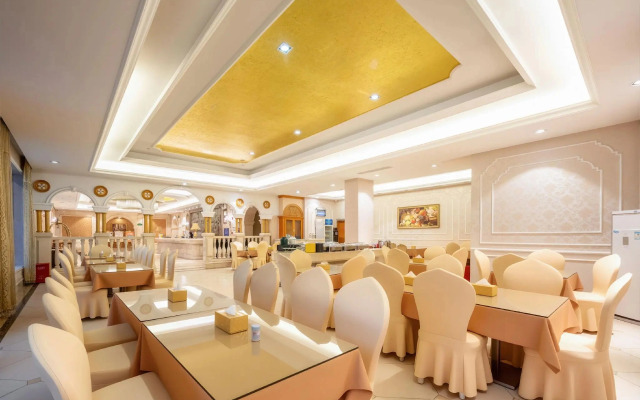 Vienna Hotel Shenzhen Gongming Nanhuan Road