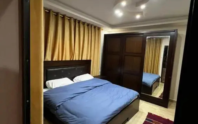 Amro Petra Apartment