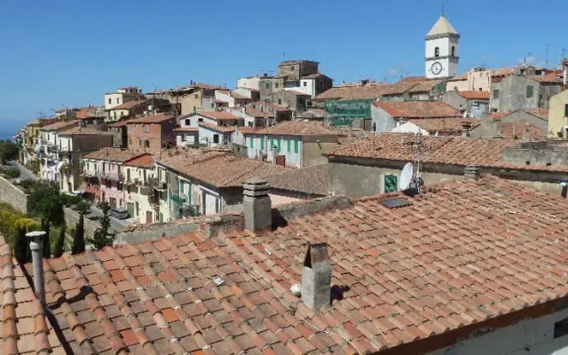 Grande Casa a Capoliveri