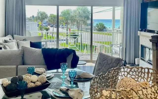 Beach Pointe 102- The Salty Seahorse