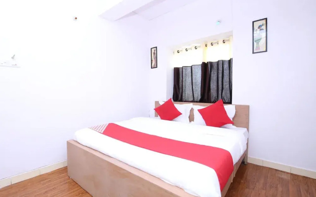 OYO 15094 Sukooon City View