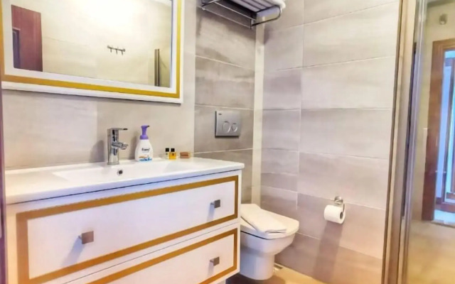 Bozcaada Fahri Hotel