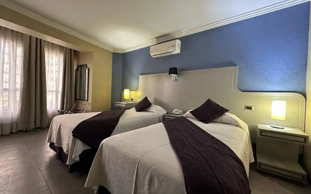 Hotel Infinity Park Santiago