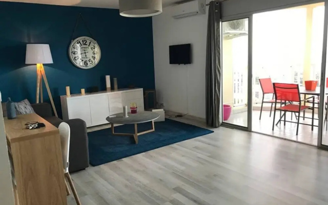 Apartment With one Bedroom in Saint-denis, With Wonderful sea View, Te