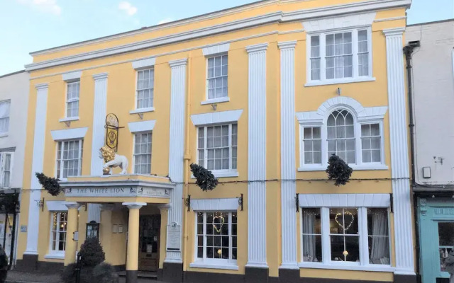 White Lion Hotel