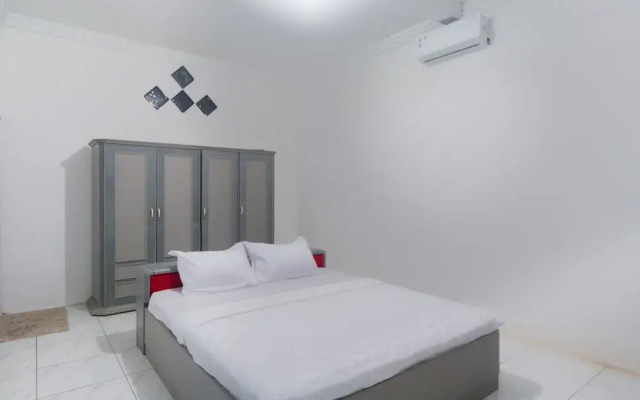 OYO Life 3055 Rumah Enin