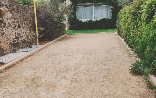 Gite Meuble Pour 1,2,3,4 Pers Avec Piscine a Partager