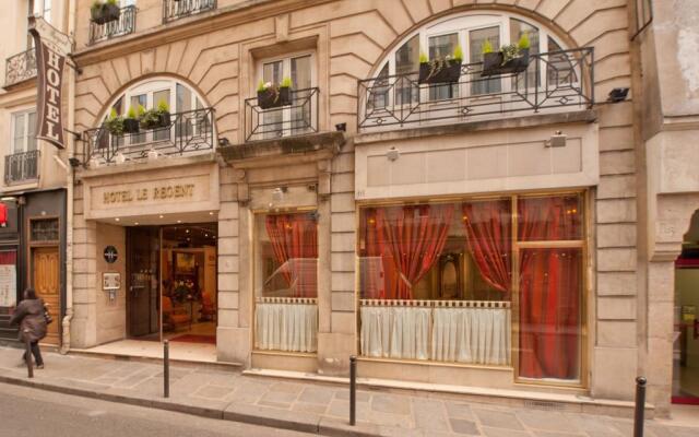 Отель Hôtel Le Regent Paris вид на фасад