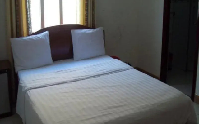 Lyly Hotel
