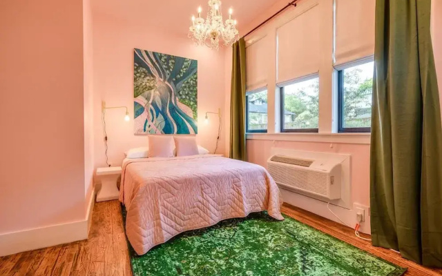 Private Suite in Historic Austin B&b: Sleeps 4!