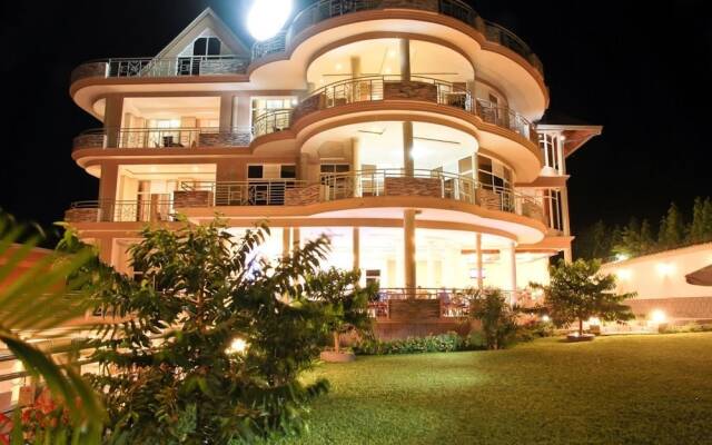 New Agena Hotel вид на фасад