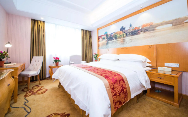 Vienna Hotel Wuhan Lengjiao Lake Wanda Metro