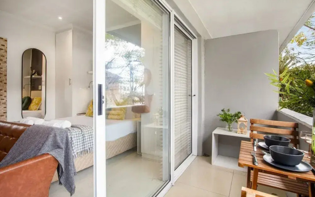 Fairmile Urban Oasis