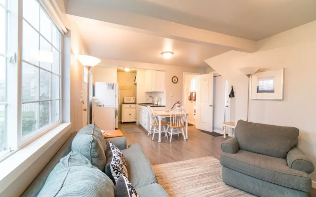 622 Holladay 1 Bedroom 1 Bathroom Home