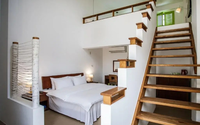 Oasis Hotel