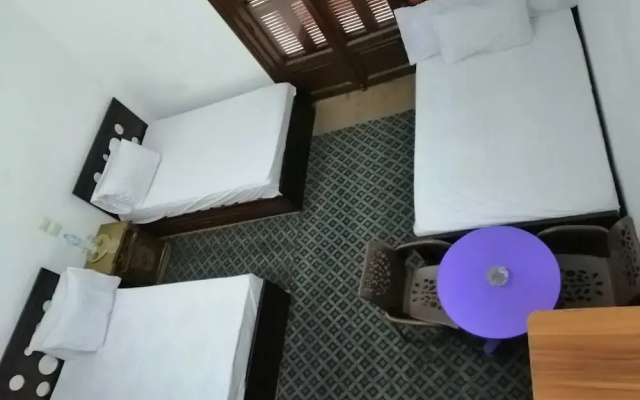 Voyage Hotel