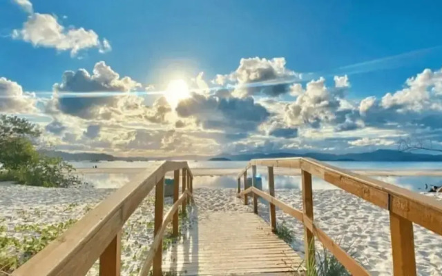 Beautiful Apartments Close to the Beach Stacy