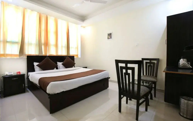 OYO 8865 Hotel Baj Celebration