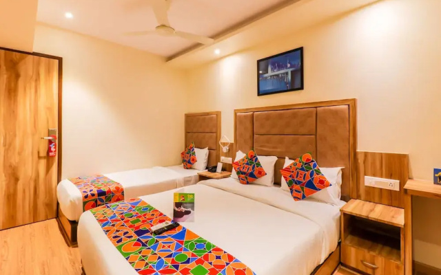 FabHotel Byaris International