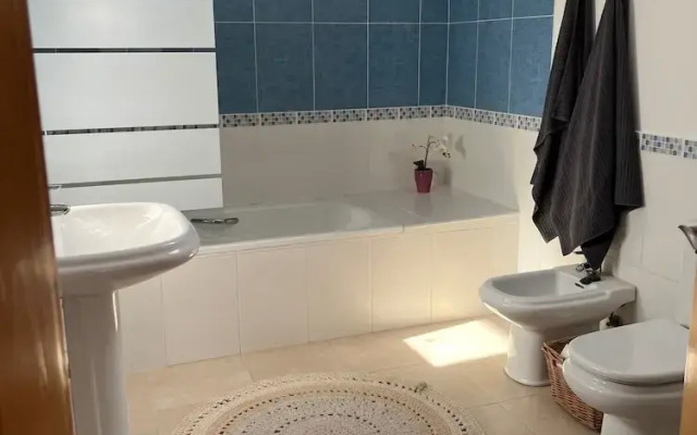 Spacious Fuengirola Apartment With 3 Bedrooms