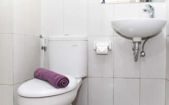 Homey And Tidy Studio Monroe Tower Apartment