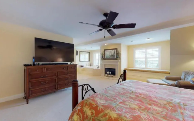 7124 Harbourside I