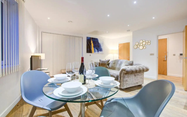 Hybrid Resi Greenwich