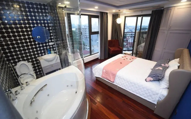 D' Le Roi Soleil Luxury Apartment Wesstlake
