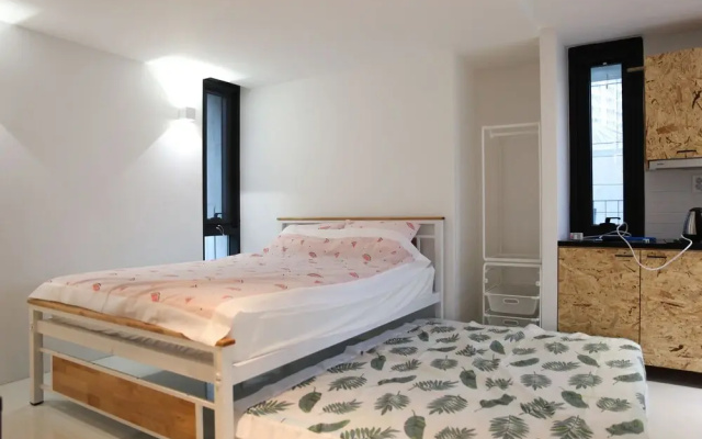 302 Place