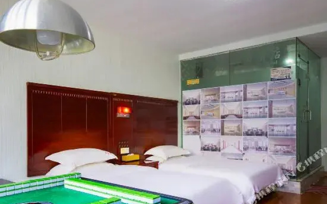 Jiuhong Fashion Hostel