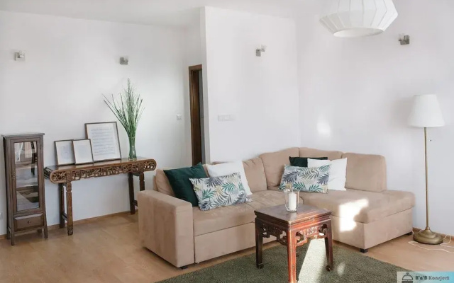 Warsaw Concierge Saxon Apartment