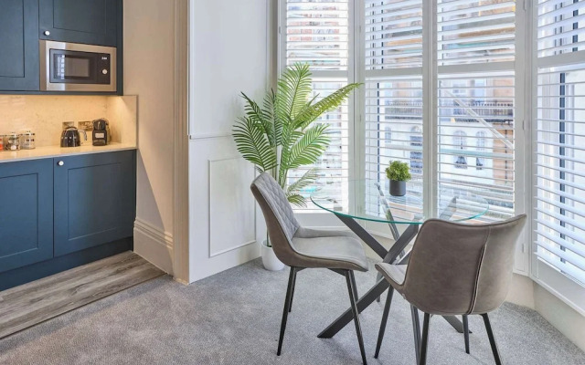 Host Stay The Langley Hotel Apartment 4