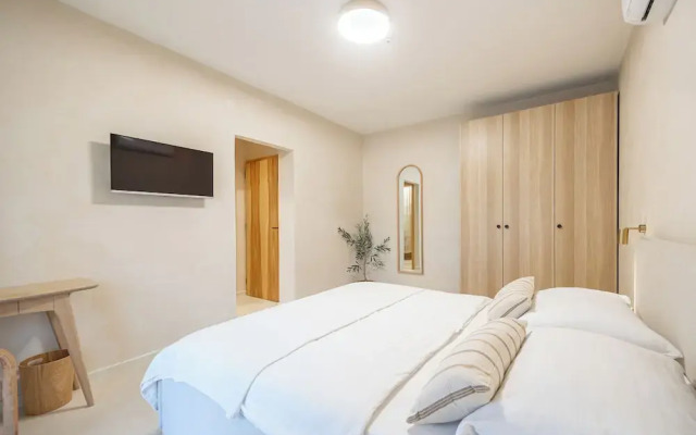 Loor Luxury Retreat