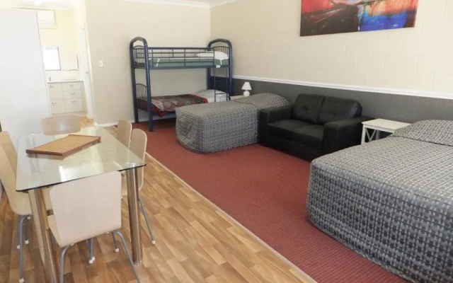 Nagambie Caravan Park & Motel